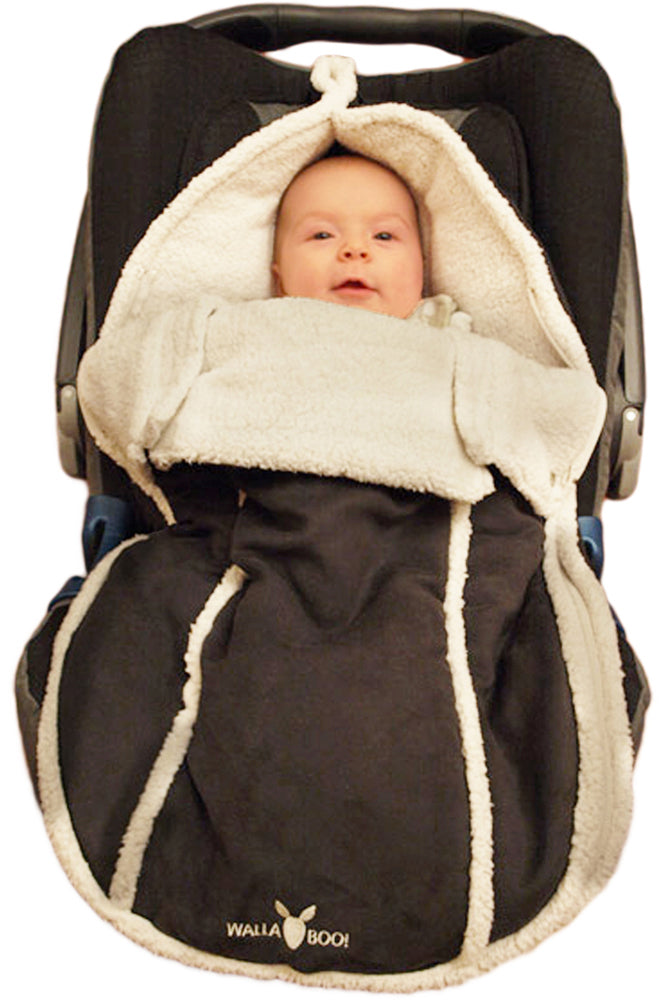 Wildlederimitat FuBsack mit Teddyfutter fur Babyschale in Schwarz Wallaboo